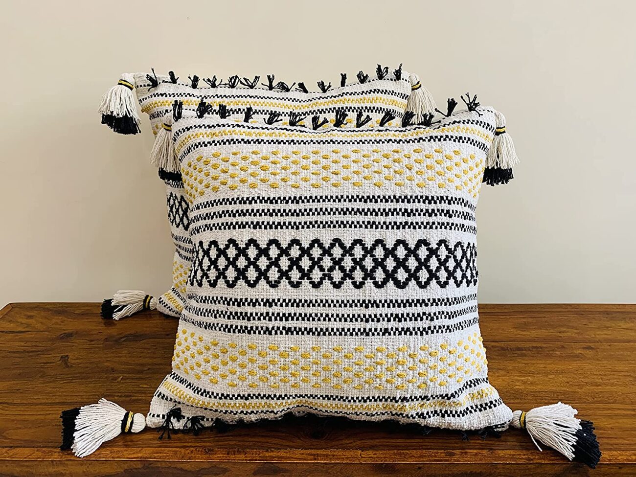 Nature4u Set of 2 Boho Throw Pillow Covers for Couch , 18 x 18 Inch Cotton Hand-Woven with Tassels